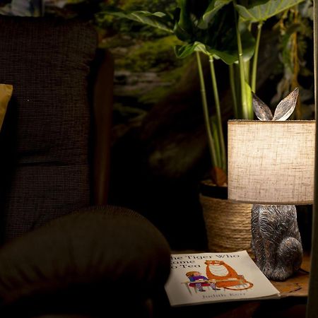 The Hidden Valley - A Stylish Rural Retreat, Perfect For Families 圣克莱尔斯 外观 照片