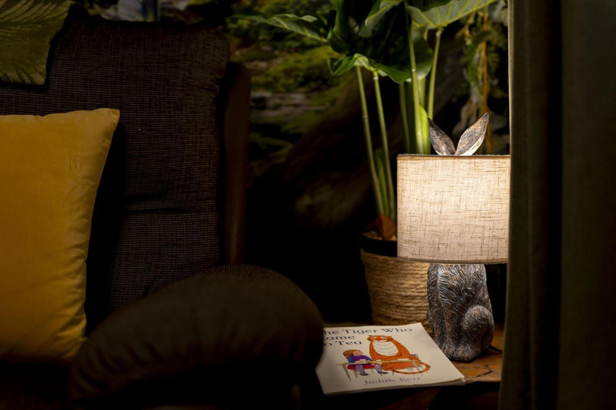 The Hidden Valley - A Stylish Rural Retreat, Perfect For Families 圣克莱尔斯 外观 照片